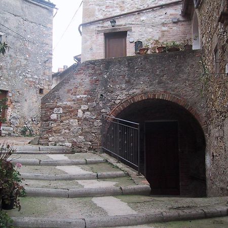 Locanda La Pieve Semproniano Bagian luar foto