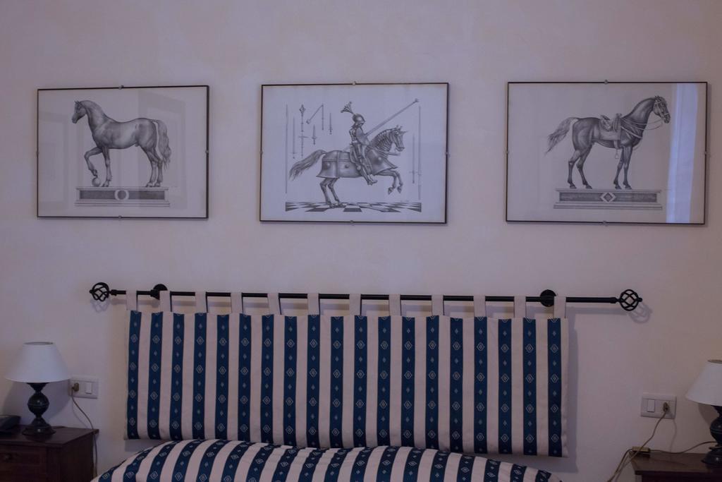Locanda La Pieve Semproniano Bagian luar foto